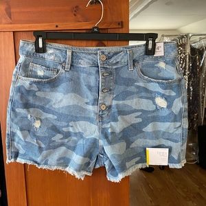 Jean shorts